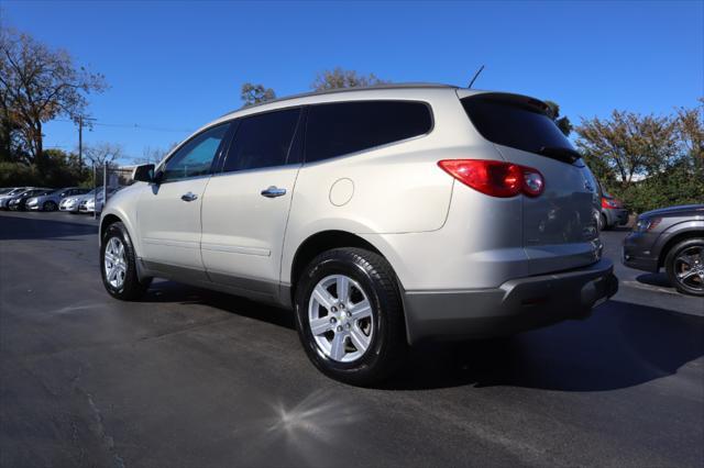 used 2010 Chevrolet Traverse car, priced at $4,995