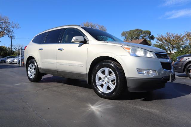 used 2010 Chevrolet Traverse car, priced at $4,995