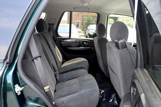 used 2006 GMC Envoy car, priced at $5,995