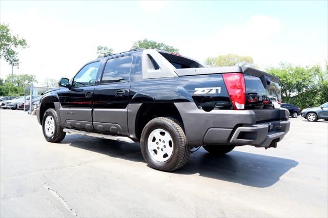 used 2004 Chevrolet Avalanche car, priced at $7,995