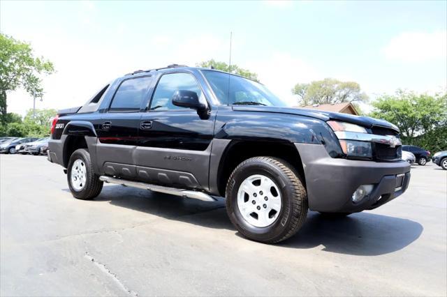used 2004 Chevrolet Avalanche car, priced at $7,995