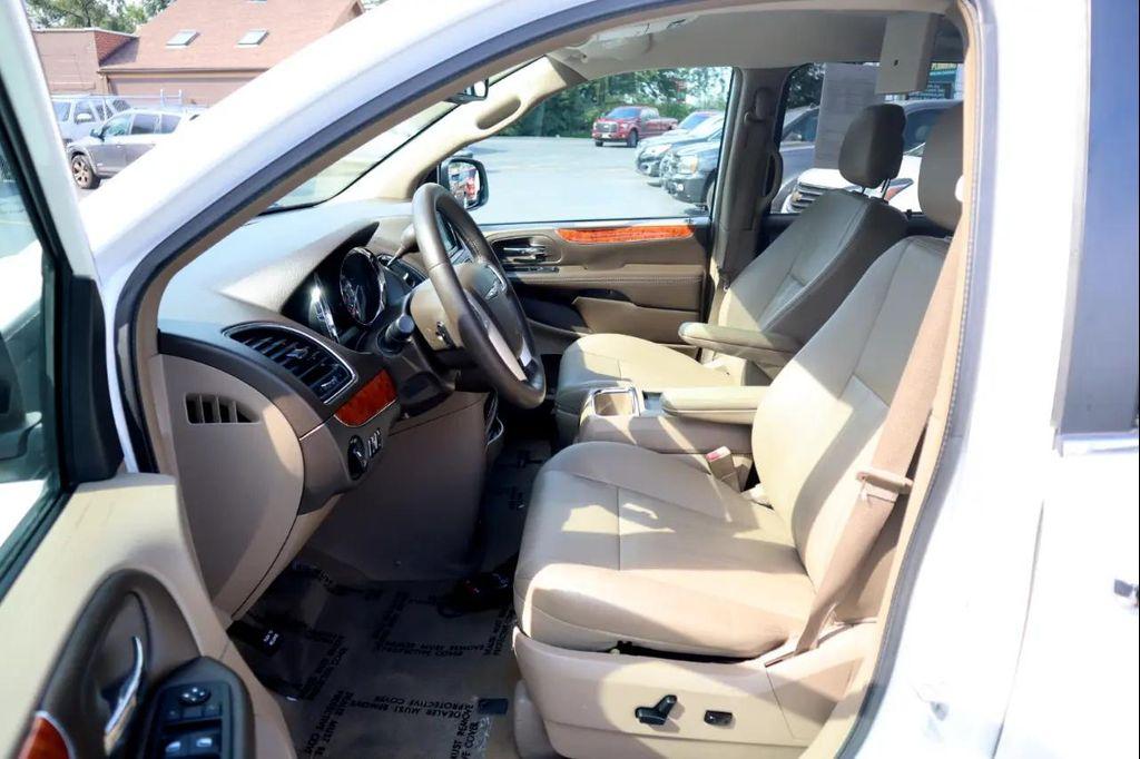 used 2015 Chrysler Town & Country car, priced at $8,997