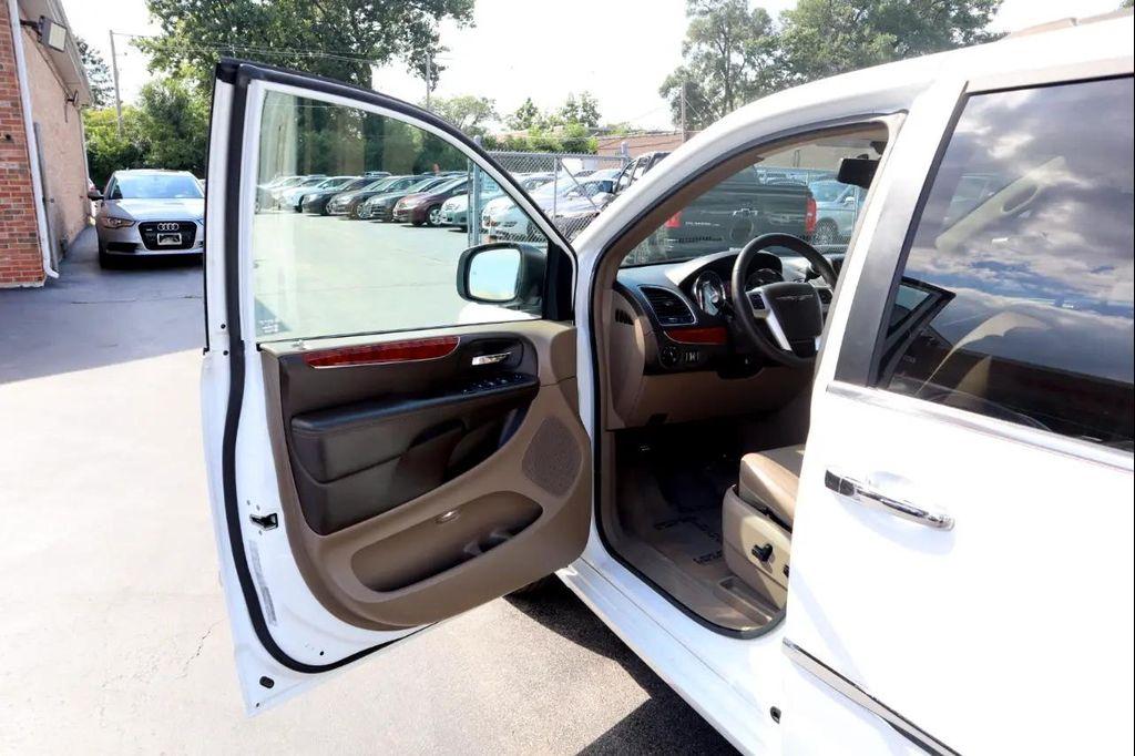 used 2015 Chrysler Town & Country car, priced at $8,997