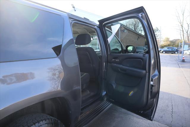 used 2010 Chevrolet Suburban car, priced at $9,995