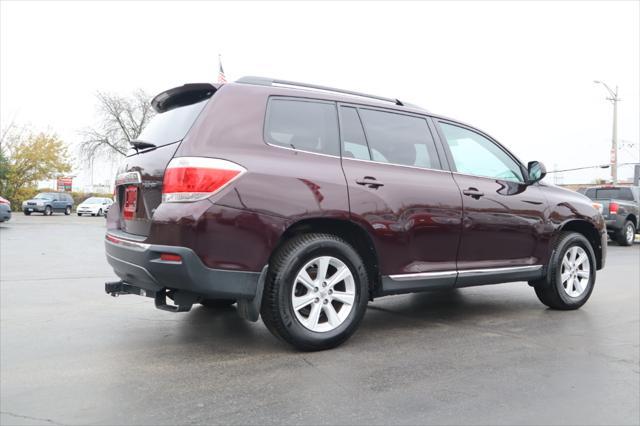 used 2013 Toyota Highlander car, priced at $9,995