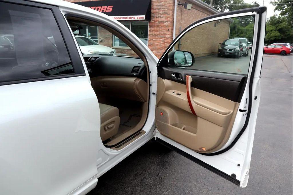 used 2010 Toyota Highlander car, priced at $9,448