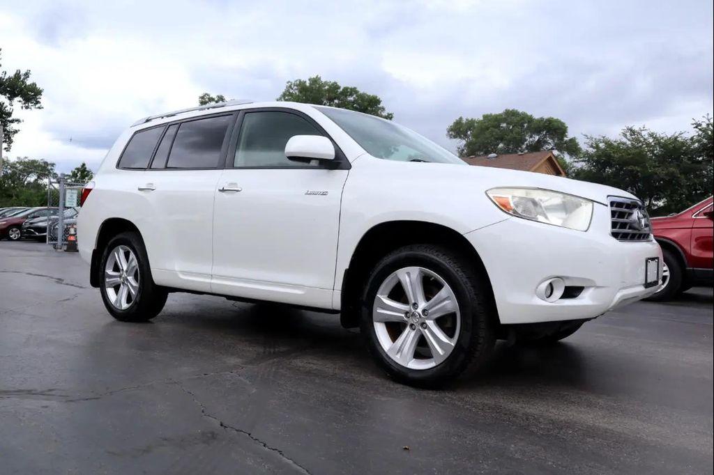 used 2010 Toyota Highlander car, priced at $9,448