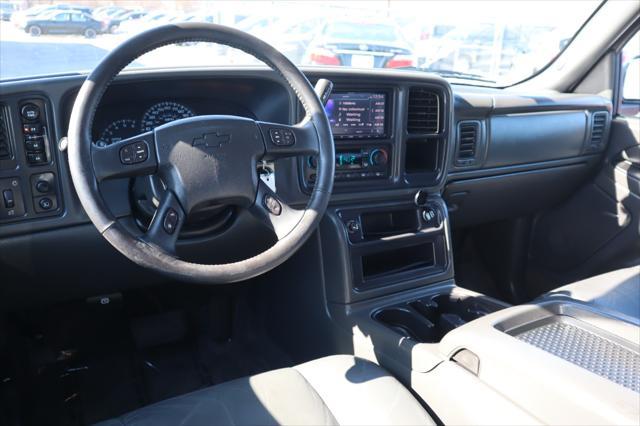 used 2004 Chevrolet Avalanche car, priced at $6,995