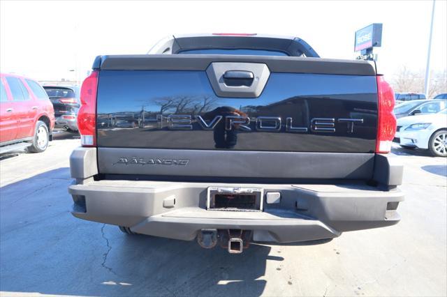 used 2004 Chevrolet Avalanche car, priced at $6,995