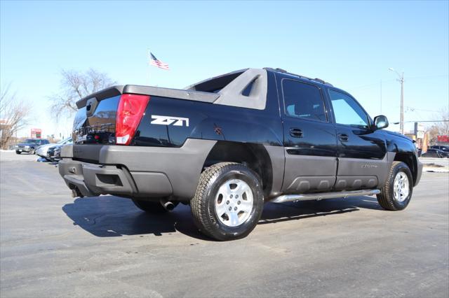 used 2004 Chevrolet Avalanche car, priced at $6,995