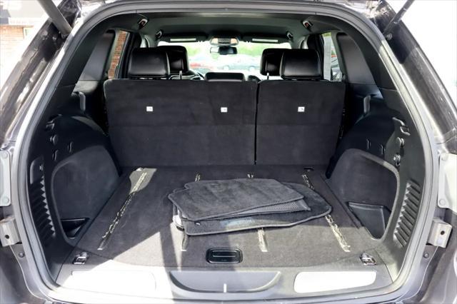 used 2015 Jeep Grand Cherokee car, priced at $12,605