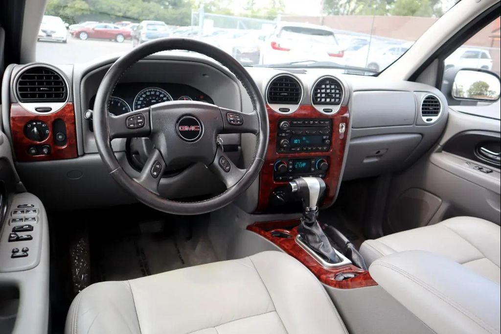 used 2007 GMC Envoy car, priced at $6,578