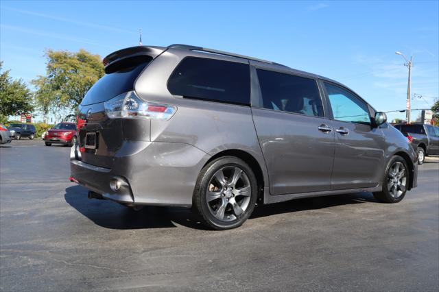 used 2016 Toyota Sienna car, priced at $17,505