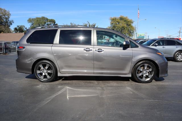 used 2016 Toyota Sienna car, priced at $17,505