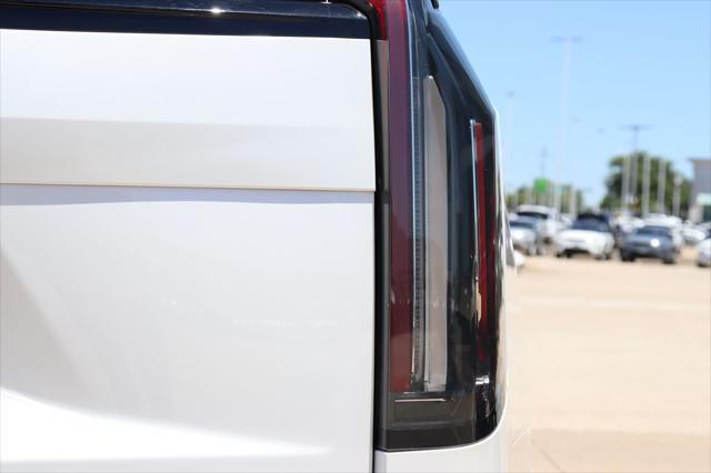 used 2021 Cadillac Escalade car, priced at $69,998