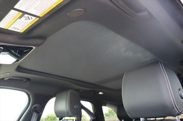 used 2022 Land Rover Range Rover Velar car, priced at $39,998