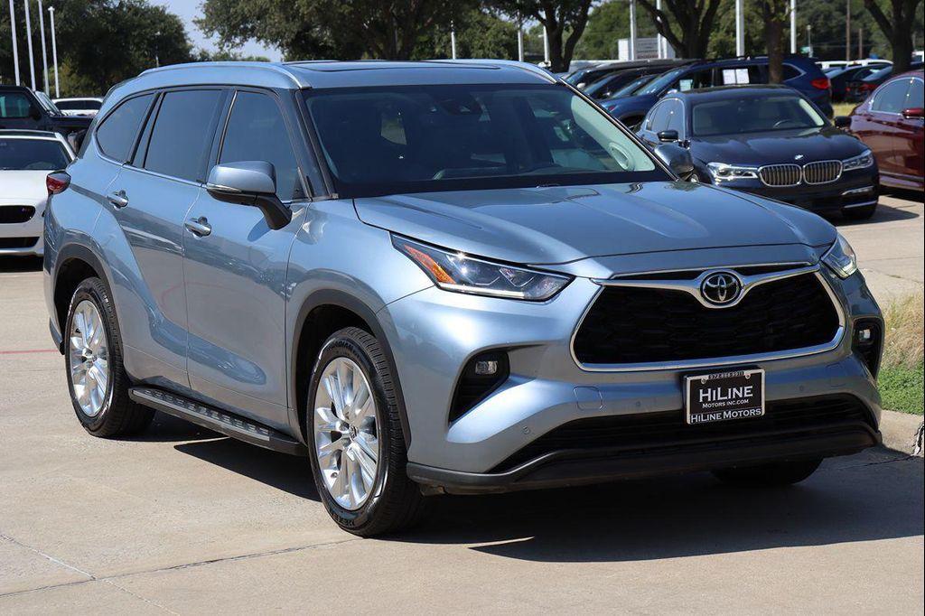 used 2021 Toyota Highlander car, priced at $27,998