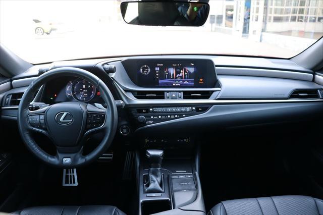 used 2019 Lexus ES 350 car, priced at $27,826