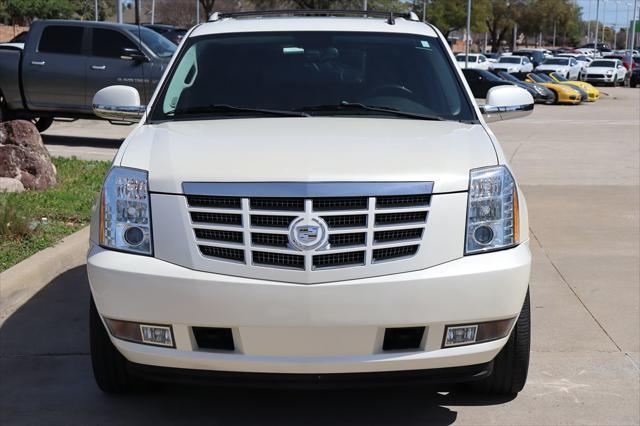 used 2012 Cadillac Escalade EXT car, priced at $34,998