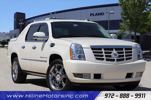 used 2012 Cadillac Escalade EXT car, priced at $34,998