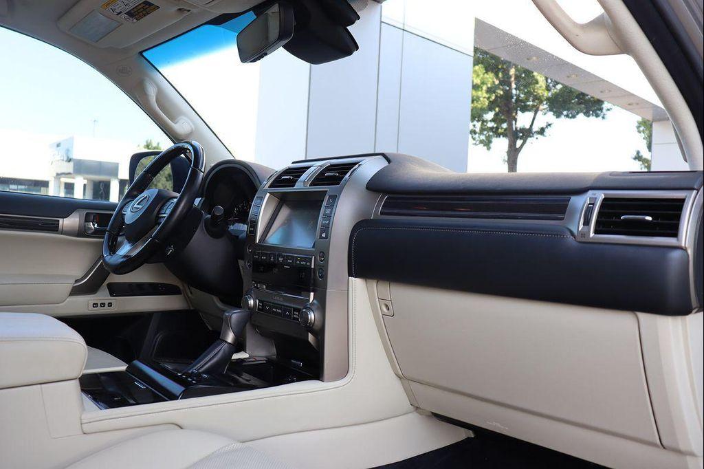 used 2021 Lexus GX 460 car, priced at $43,650
