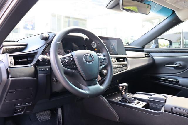 used 2022 Lexus ES 300h car, priced at $36,950