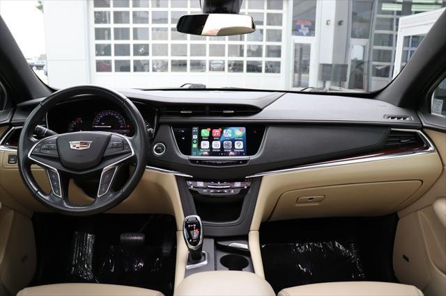 used 2019 Cadillac XT5 car, priced at $25,696