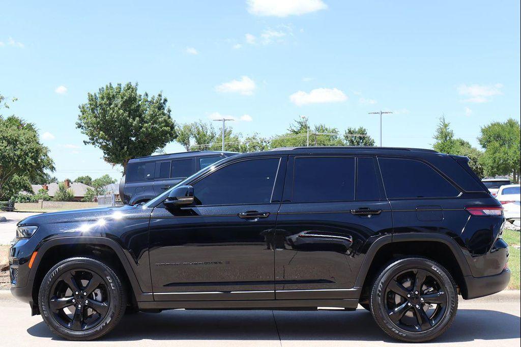 used 2023 Jeep Grand Cherokee car, priced at $31,989