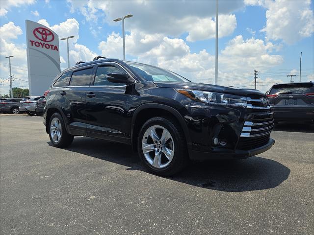 used 2017 Toyota Highlander car, priced at $26,900