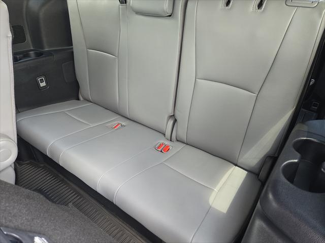used 2021 Toyota Highlander Hybrid car, priced at $32,750