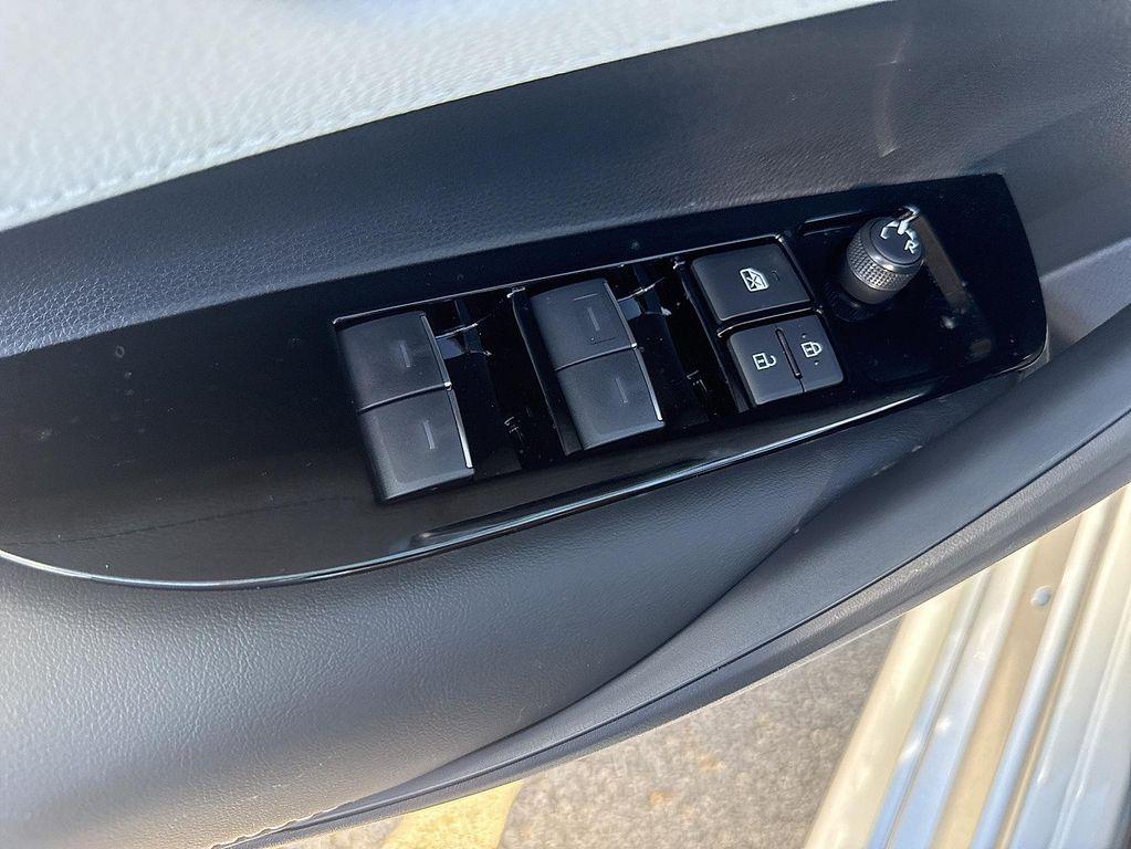 new 2025 Toyota Corolla car