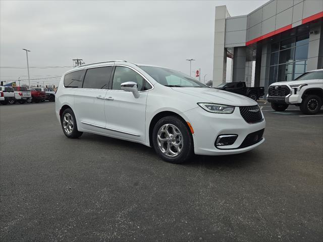 used 2021 Chrysler Pacifica Hybrid car, priced at $28,500