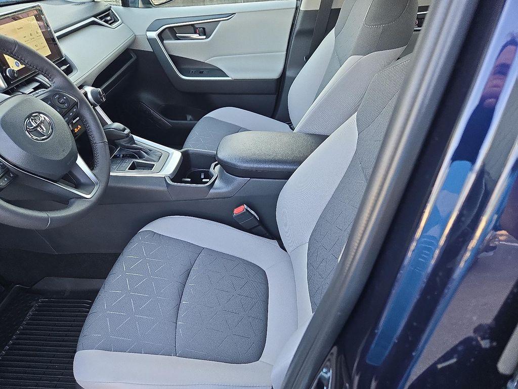 new 2025 Toyota RAV4 car