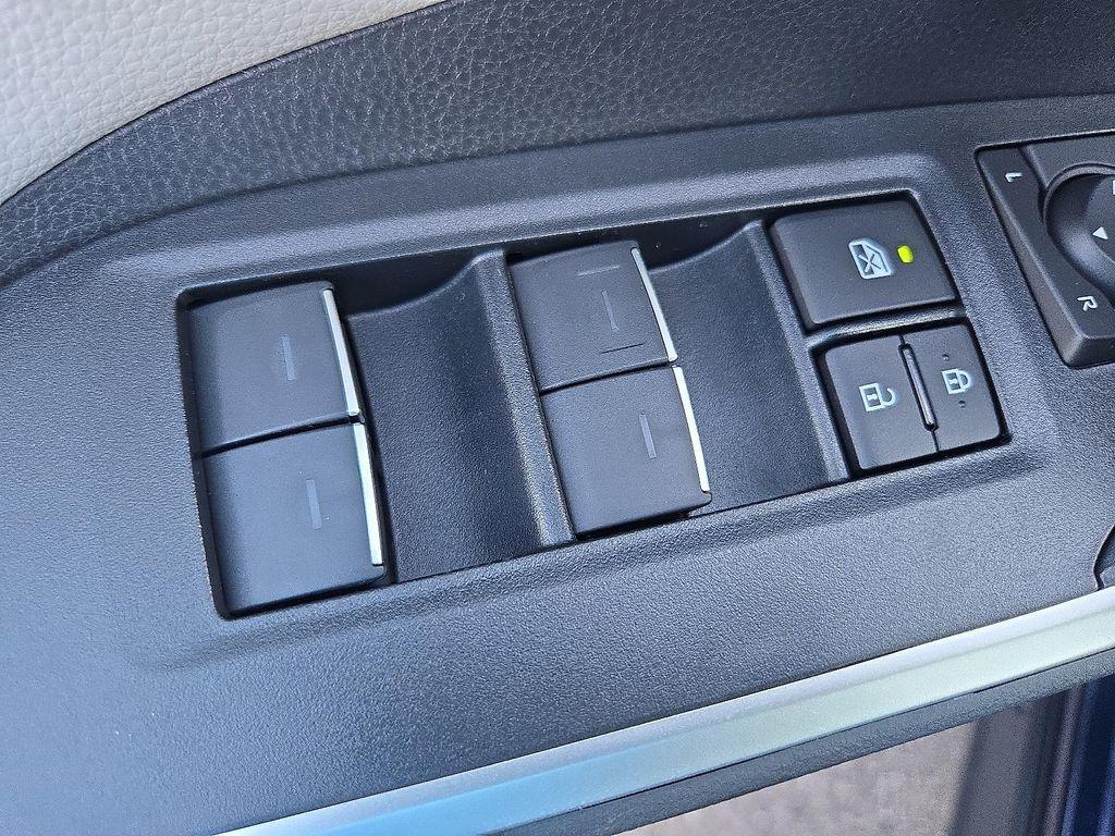 new 2025 Toyota RAV4 car