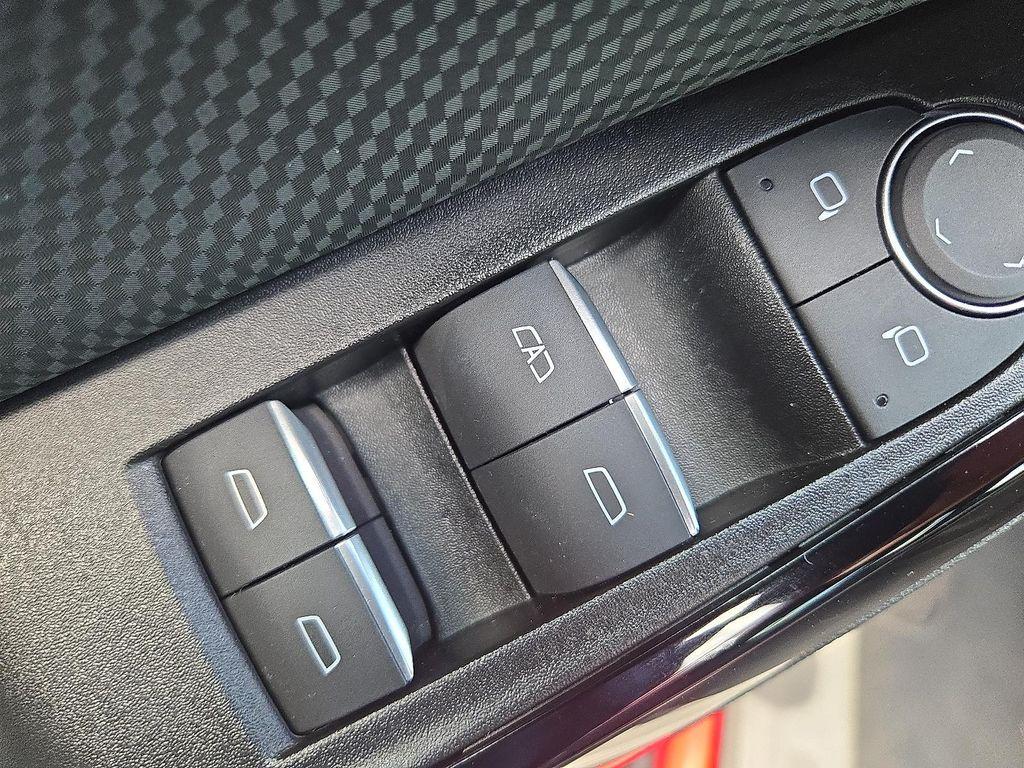 used 2025 Chevrolet Equinox car, priced at $35,500