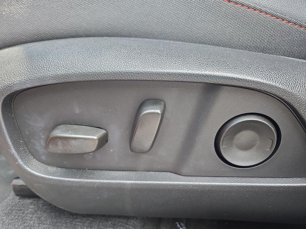 used 2025 Chevrolet Equinox car, priced at $35,500