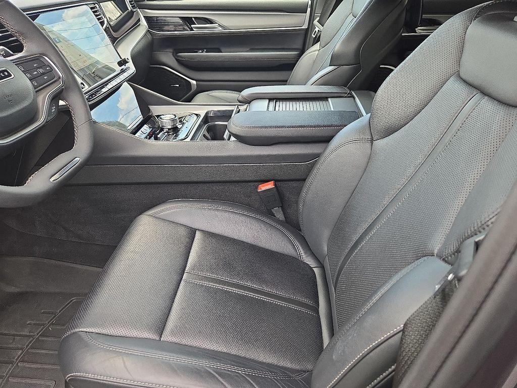used 2024 Jeep Wagoneer car, priced at $63,900