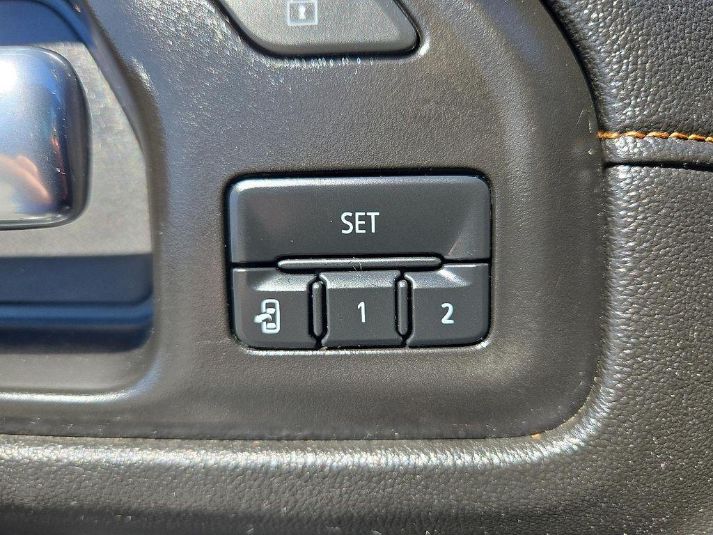 used 2021 GMC Sierra 1500 car, priced at $45,400