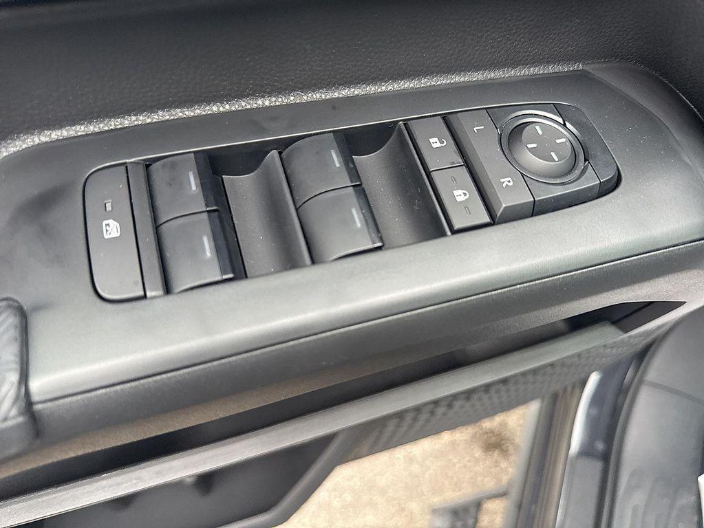 new 2025 Toyota Tacoma car