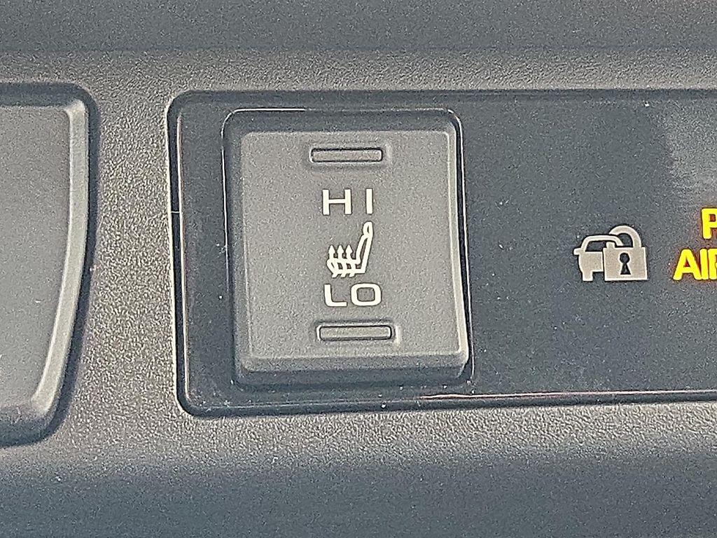 new 2025 Toyota RAV4 car