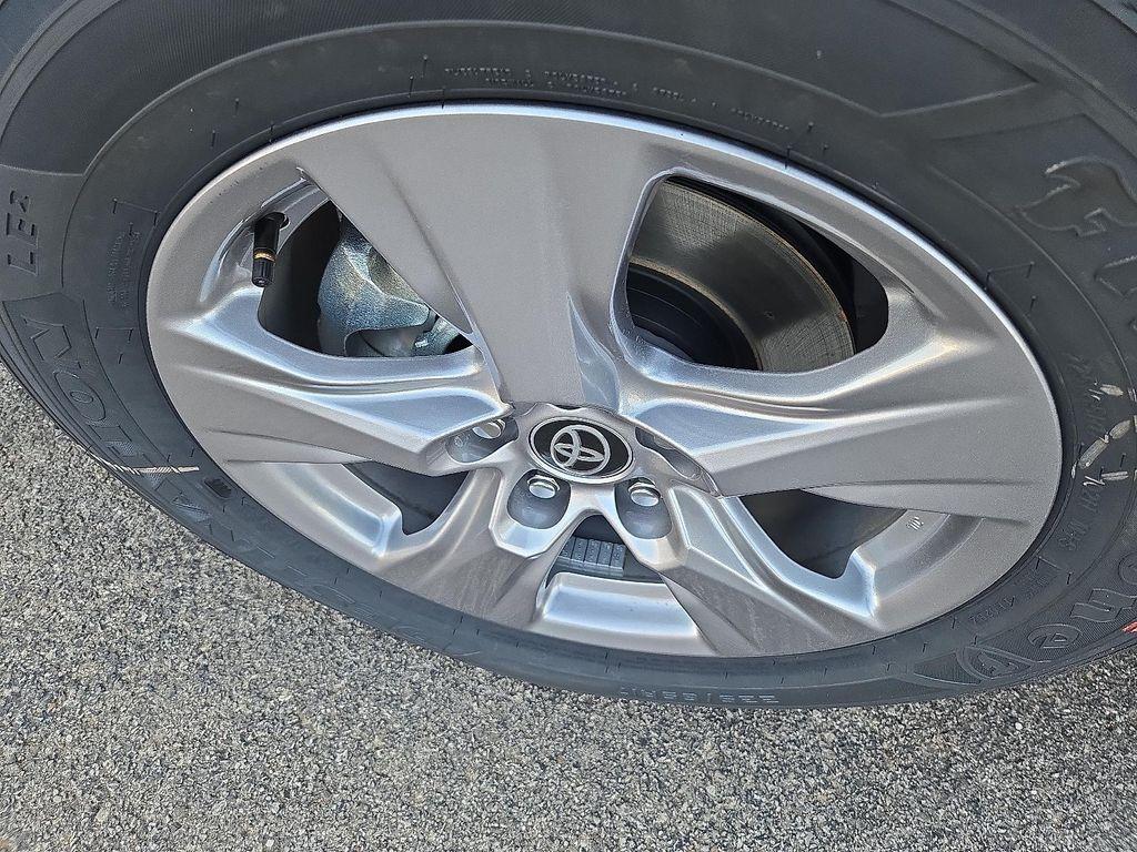 new 2025 Toyota RAV4 car