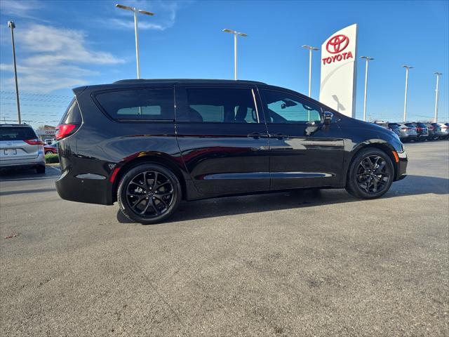 used 2023 Chrysler Pacifica car, priced at $37,500