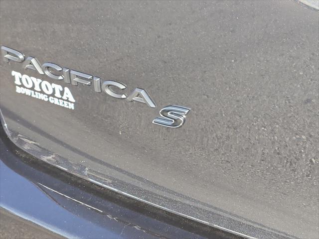 used 2023 Chrysler Pacifica car, priced at $37,500