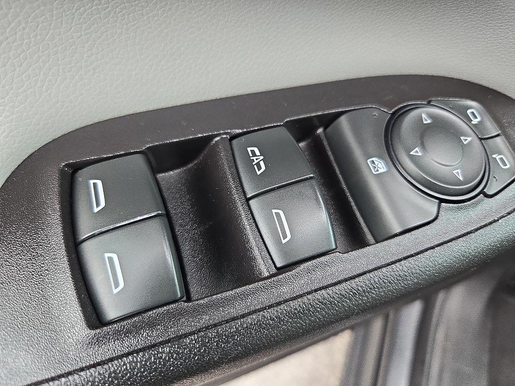 used 2020 Chevrolet Equinox car, priced at $20,900