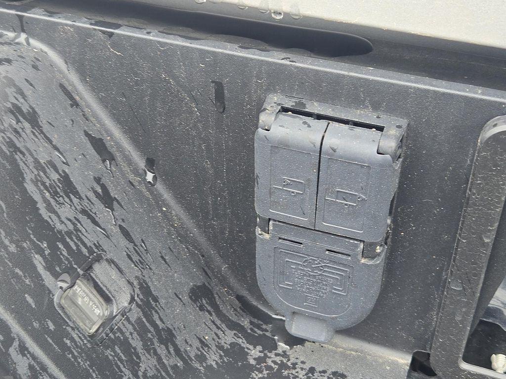 used 2022 GMC Sierra 1500 car, priced at $48,900