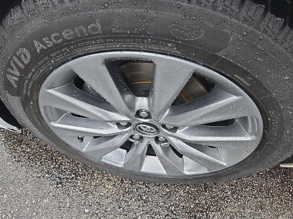 used 2017 Toyota Camry Hybrid car, priced at $15,750