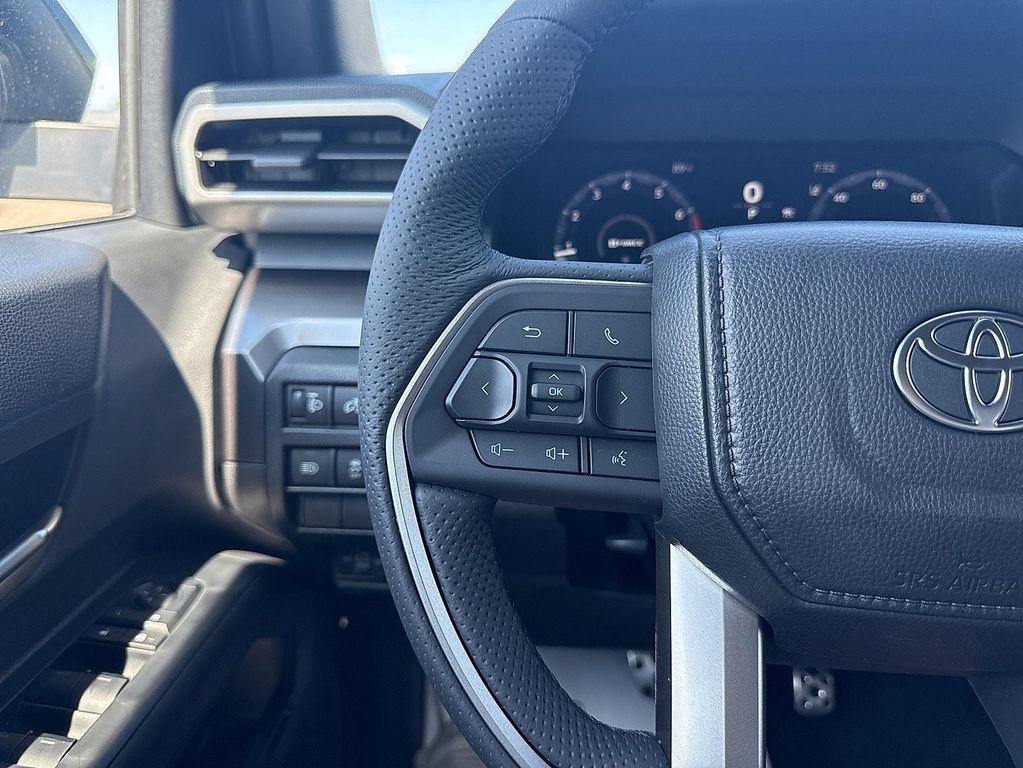 new 2025 Toyota Tacoma car