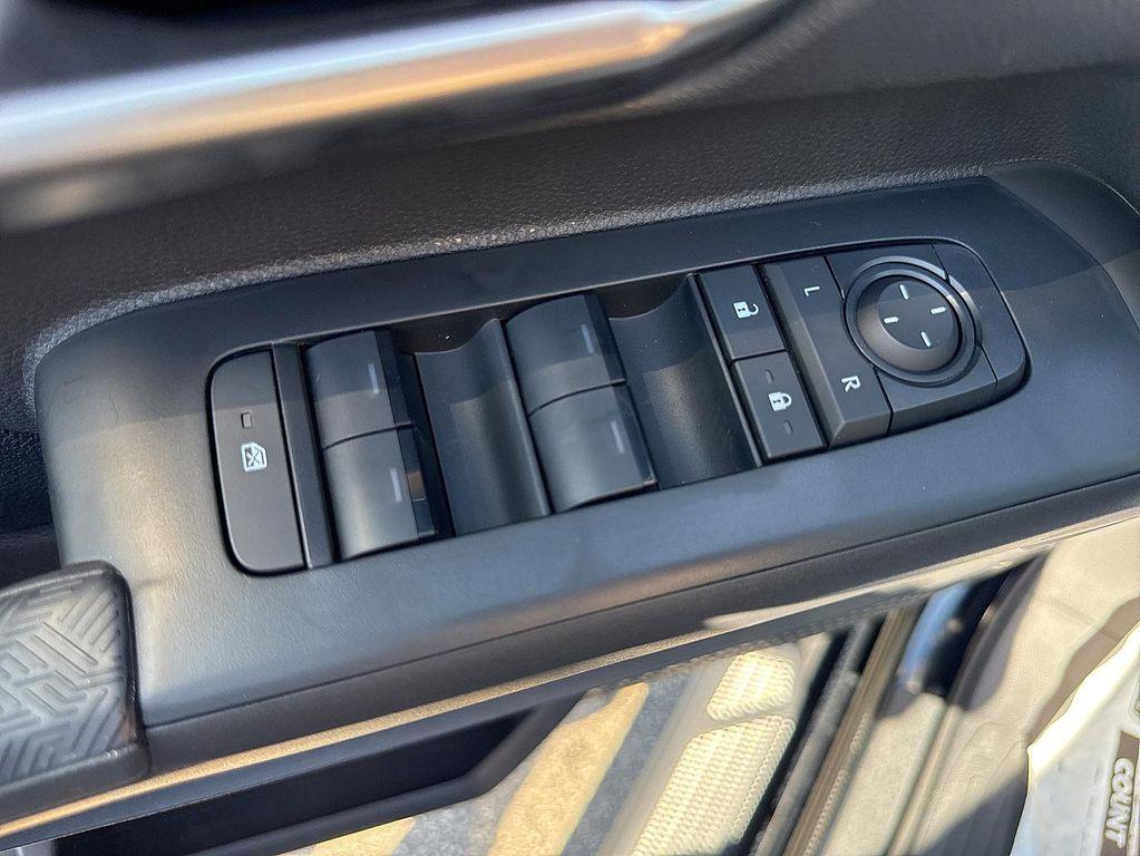 new 2025 Toyota Tacoma car