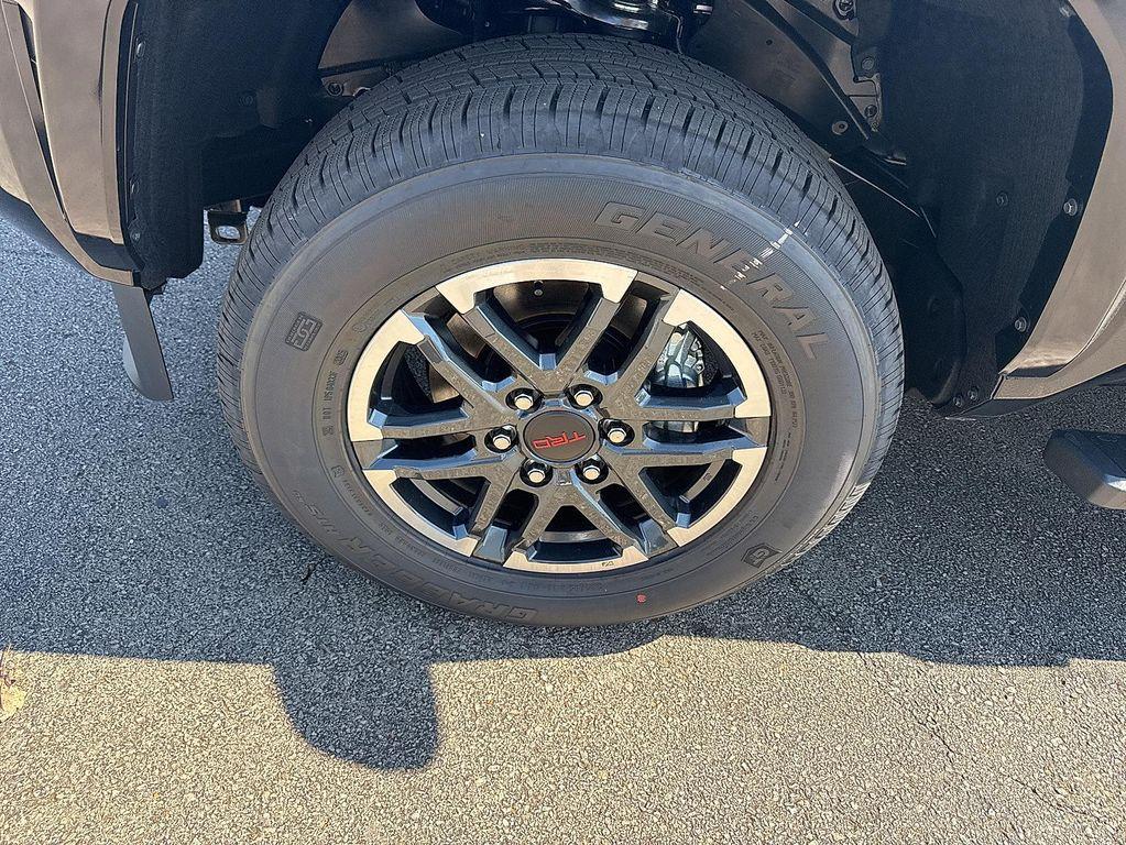 new 2025 Toyota Tacoma car