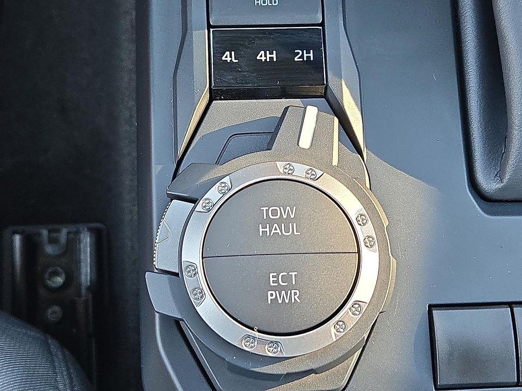 new 2025 Toyota Tacoma car